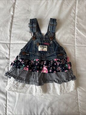 OshKosh B'gosh Navy Denim Floral Ruffle Overall Dress - 3 months.